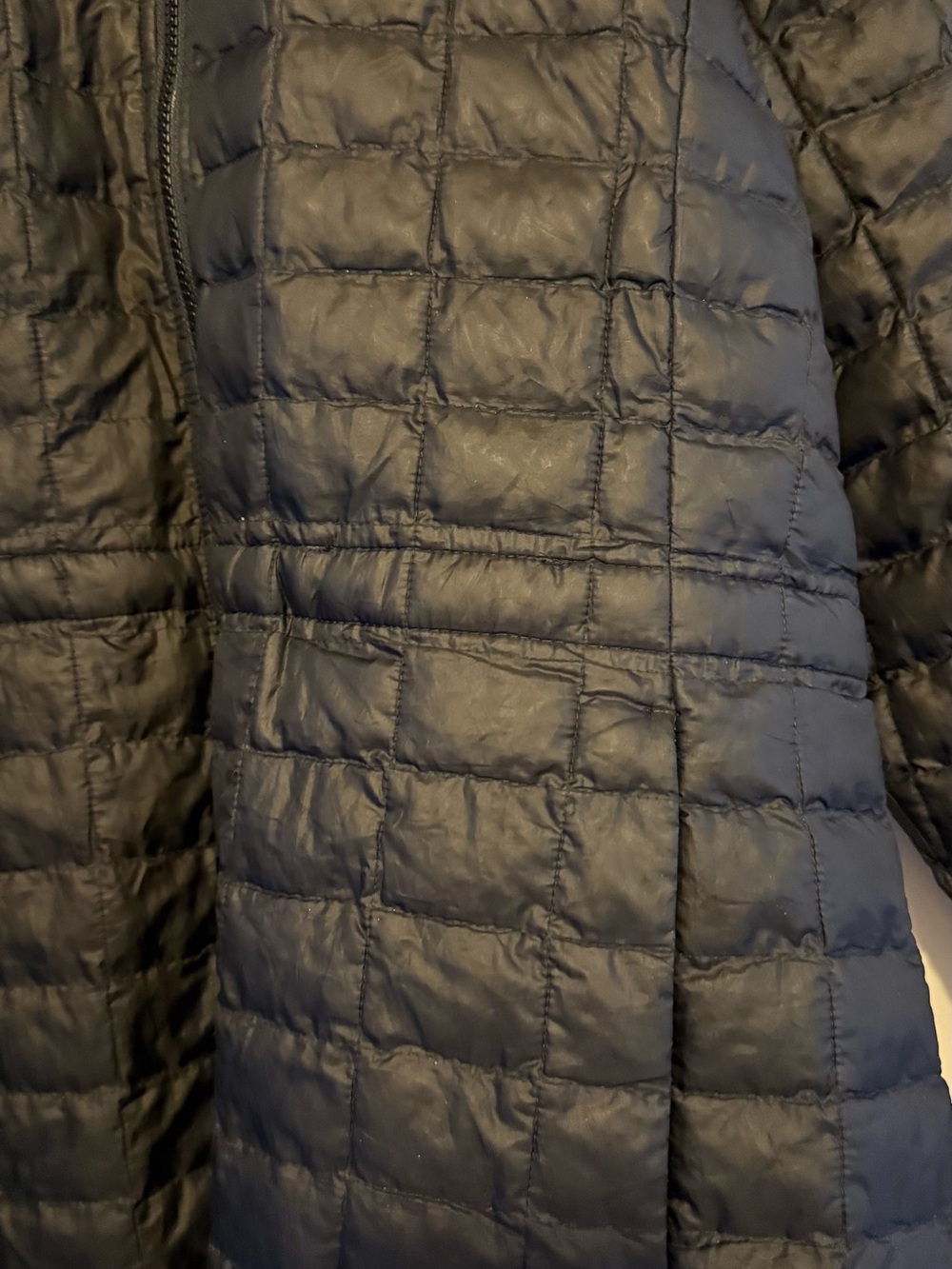 North face Women’s Lightweight Quilted Hooded Coat - Black - Picture 2 of 10